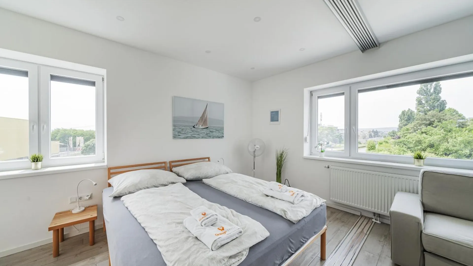 Schonbrunn Apartment Vienna