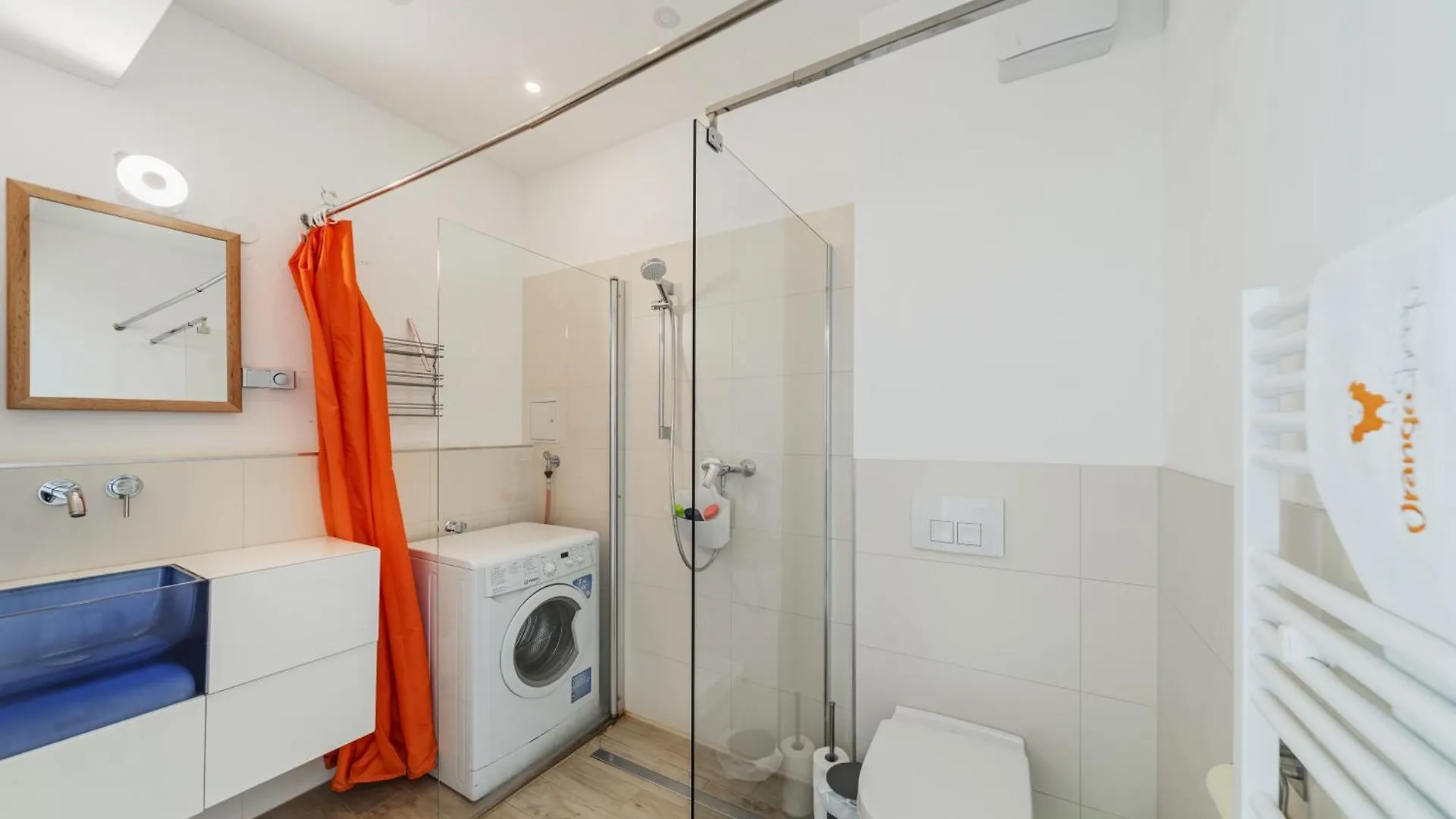 Schonbrunn Apartment Vienna