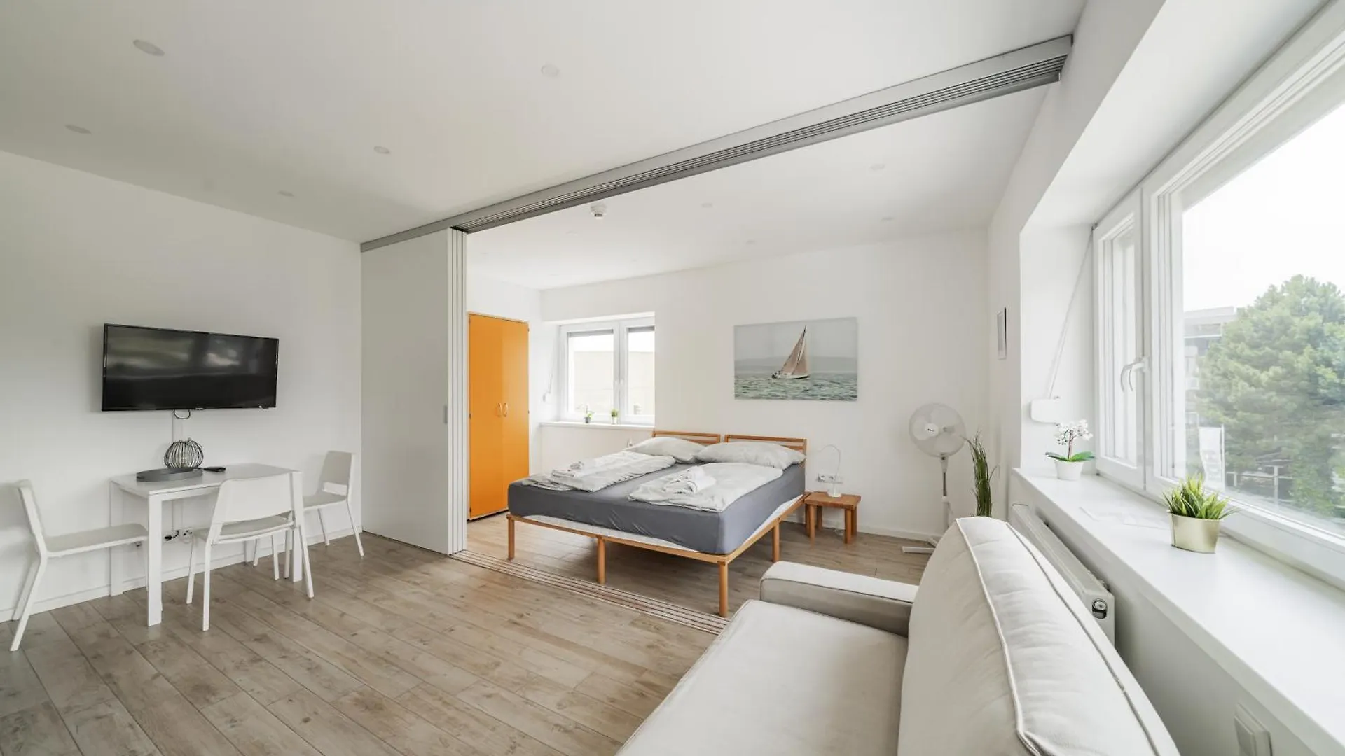 Schonbrunn Apartment Vienna