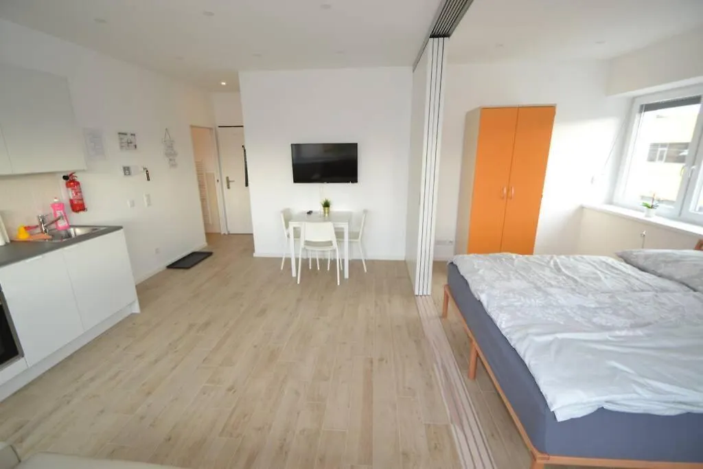 Schonbrunn Apartment Vienna