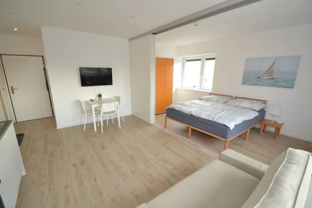 Schonbrunn Apartment Vienna